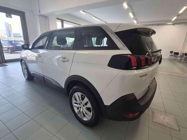 PEUGEOT 5008 BlueHDi 130 S&S Active Pack