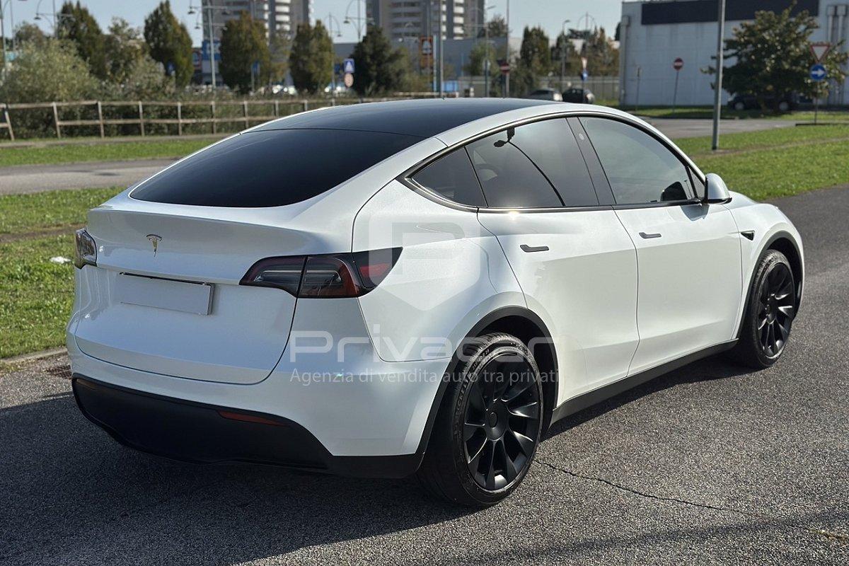 TESLA Model Y RWD