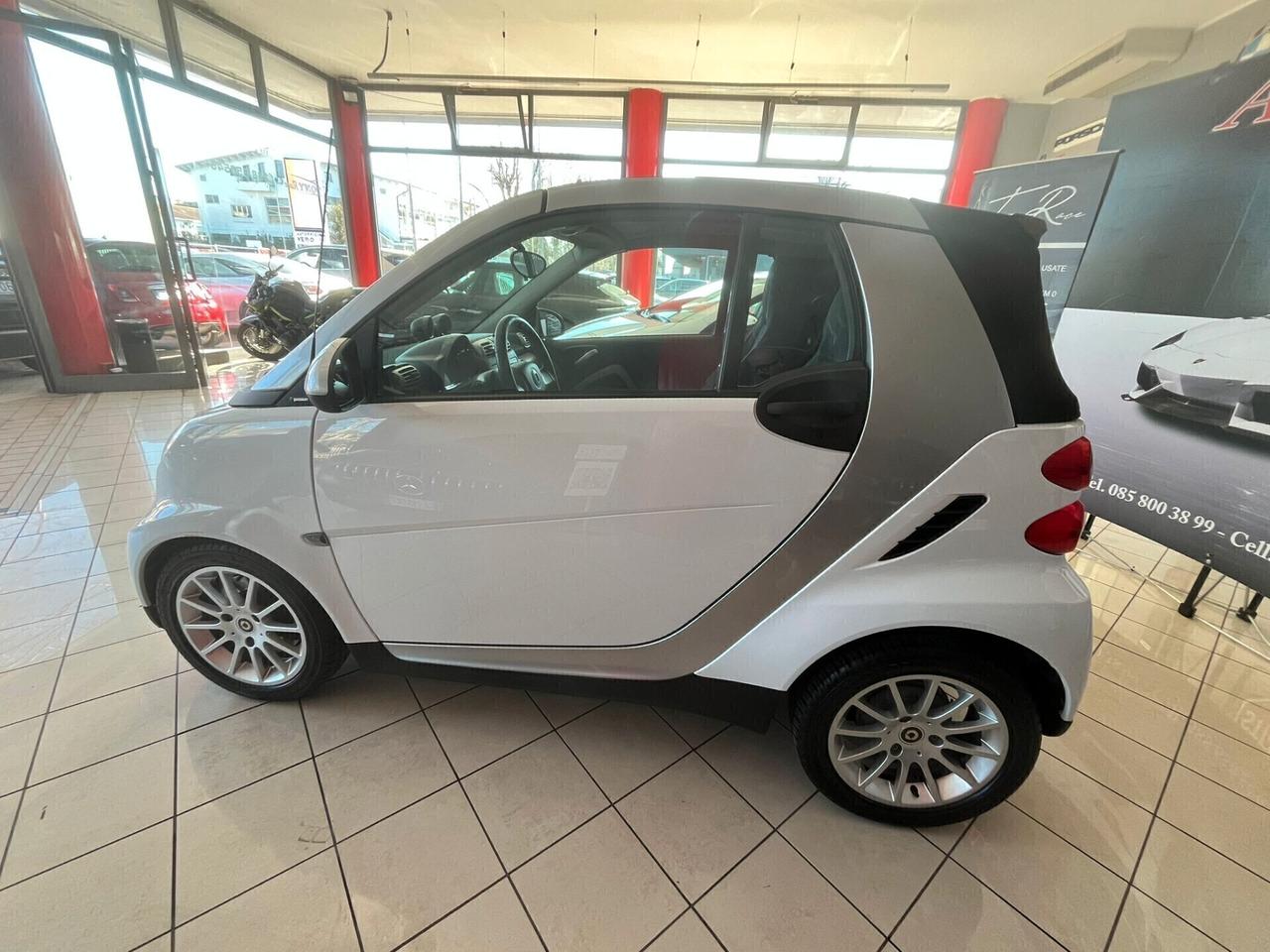 Smart ForTwo 1000 52 kW Cabrio limited two