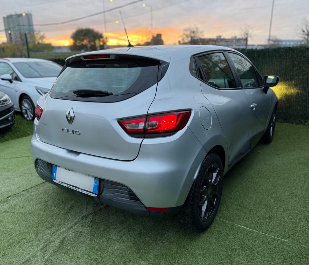 Renault CLIO 2013 1.2 BENZINA NEOPATENTATI NAVI FULL