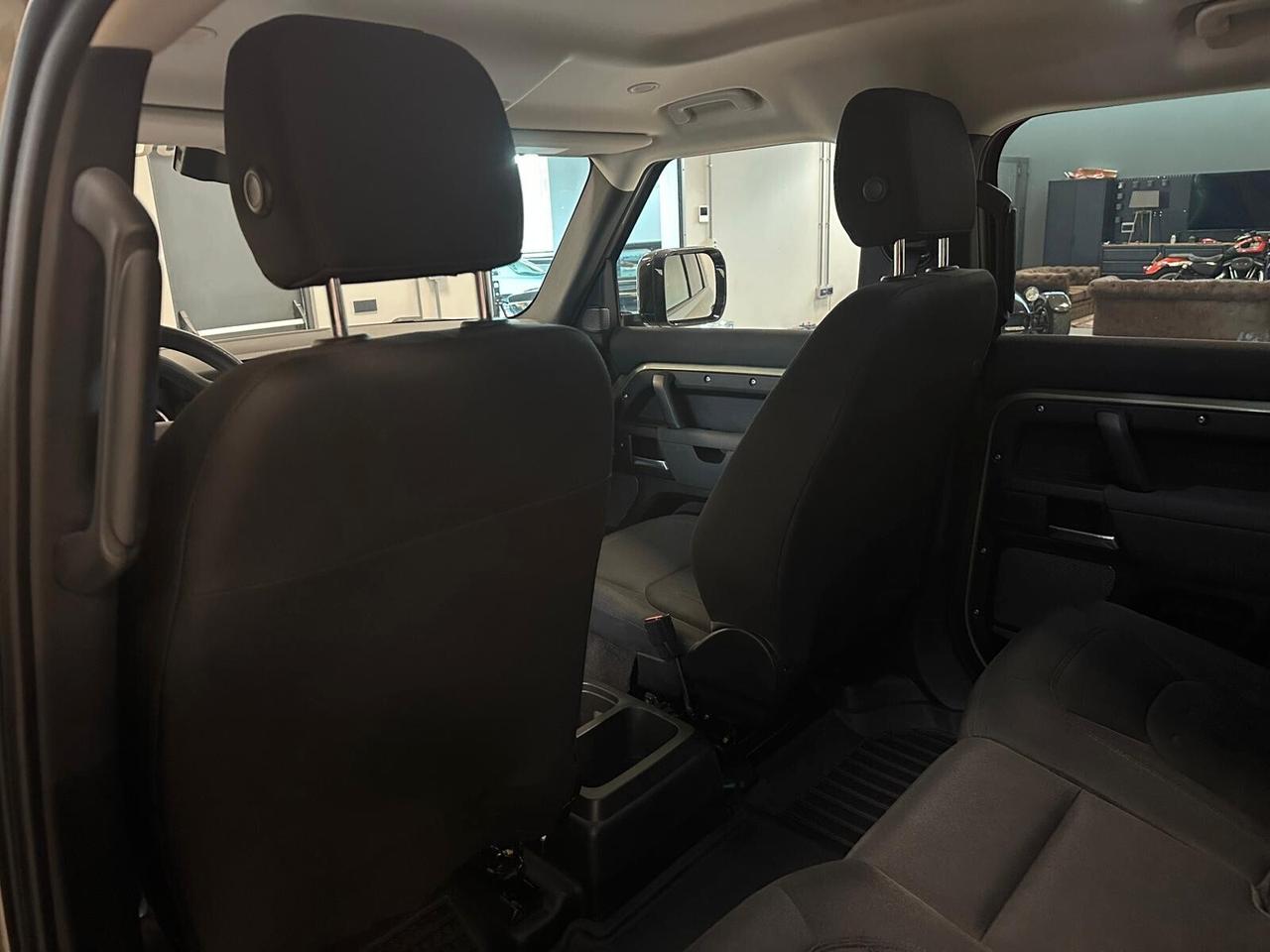 Land Rover Defender 110 3.0D I6 200 CV AWD Auto S AUTOCARRO N1