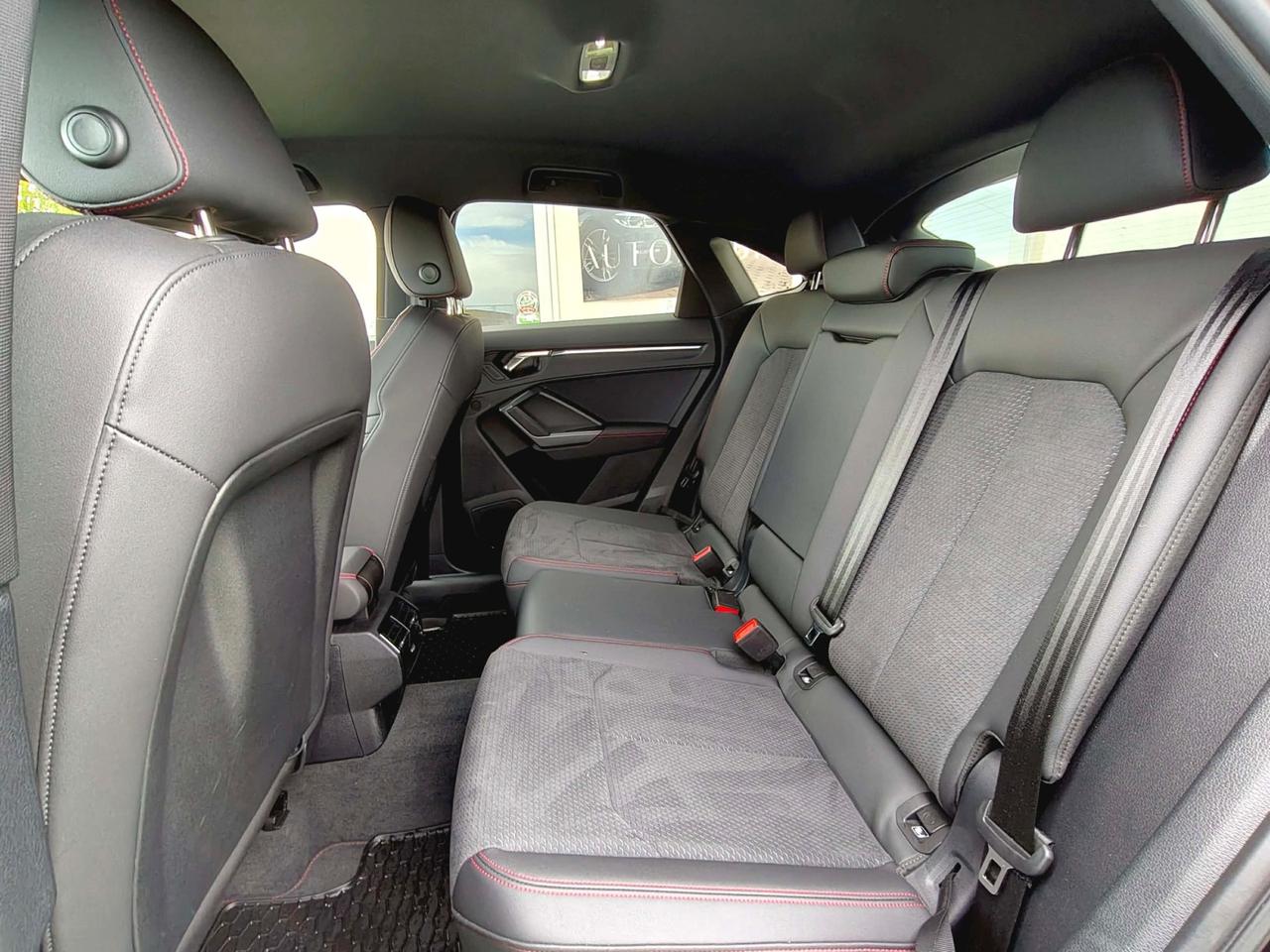 Audi Q3 SPB 35 TDI S tronic line edition - 2024