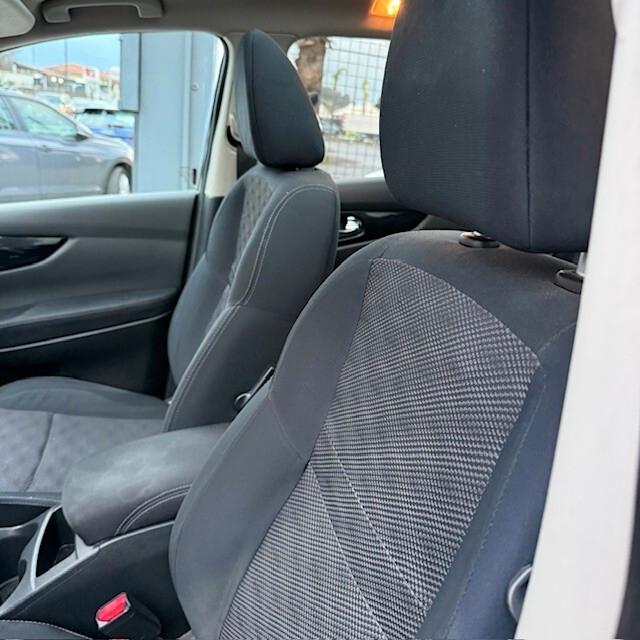 Nissan Qashqai 1.5 dCi 360