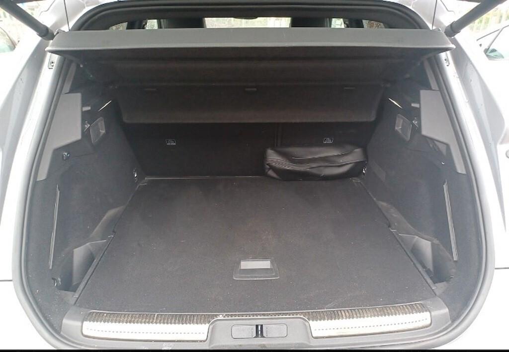 DS 7 CROSSBACK 1.5 BLUEHDI 130CV AUTOM. PERFORMANCE LINE+ ( FARI LED - COCKPIT - NAVI - MIRROR - PDC - TELECAMERA POST. - CERCHI 19 )