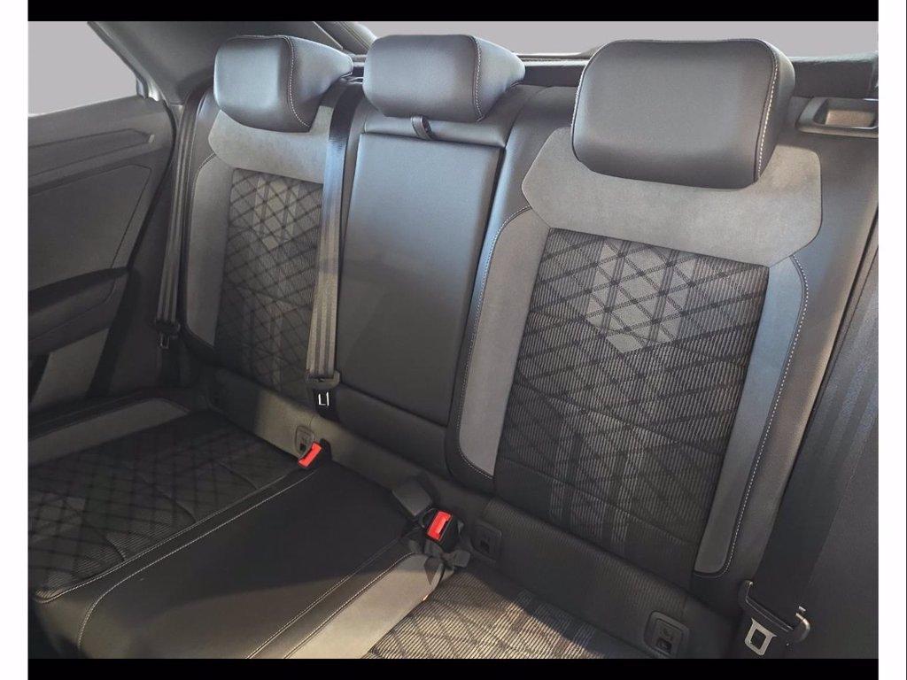 VOLKSWAGEN T-roc 1.5 tsi r-line del 2023