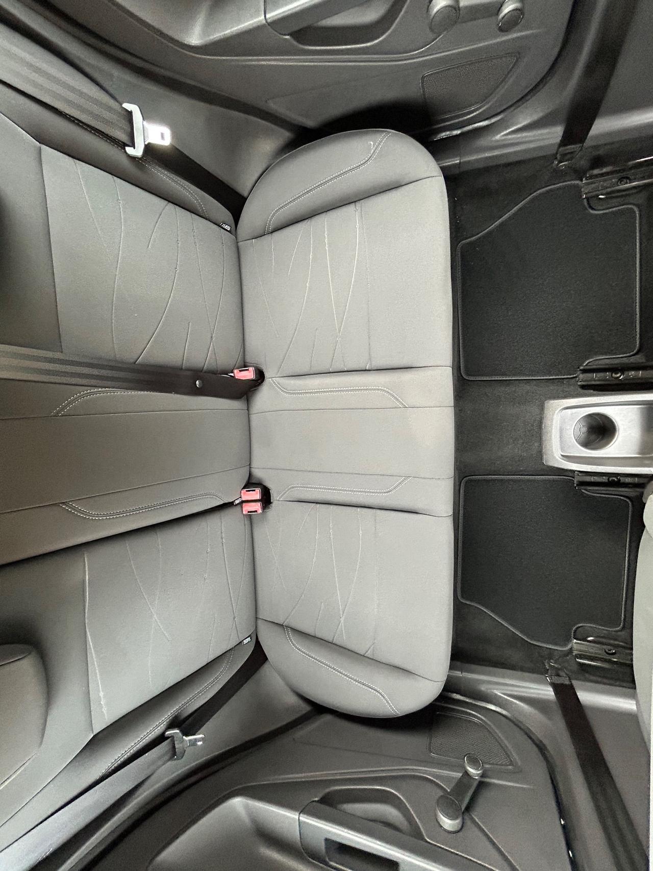 Ford Fiesta 2015 80cv NEOPATENTATI