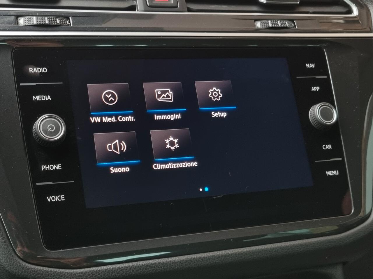 Volkswagen Tiguan 2.0 TDI SCR DSG Business BlueMotion Technology