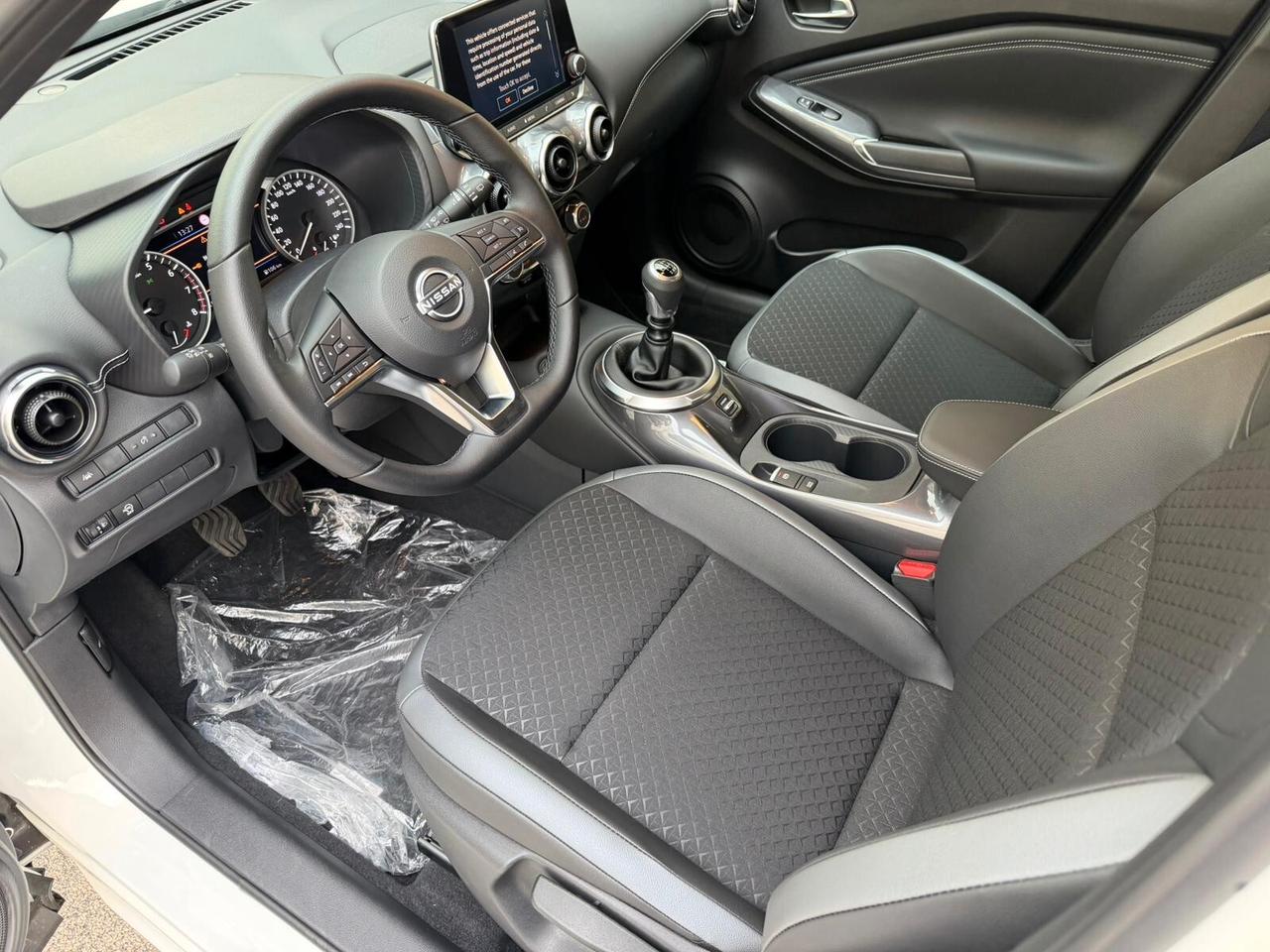 Nissan Juke 1.0 DIG-T 114 CV N-Connecta