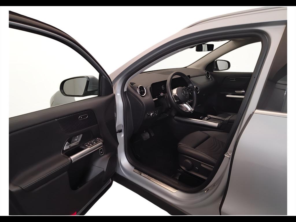 Mercedes-Benz GLA-H247 2023 - GLA 180 d Progressive Advanced auto