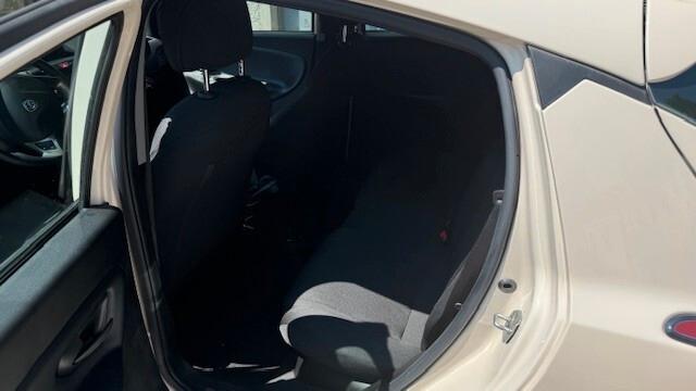 Lancia Ypsilon 1.2 69 CV 5 porte Gold