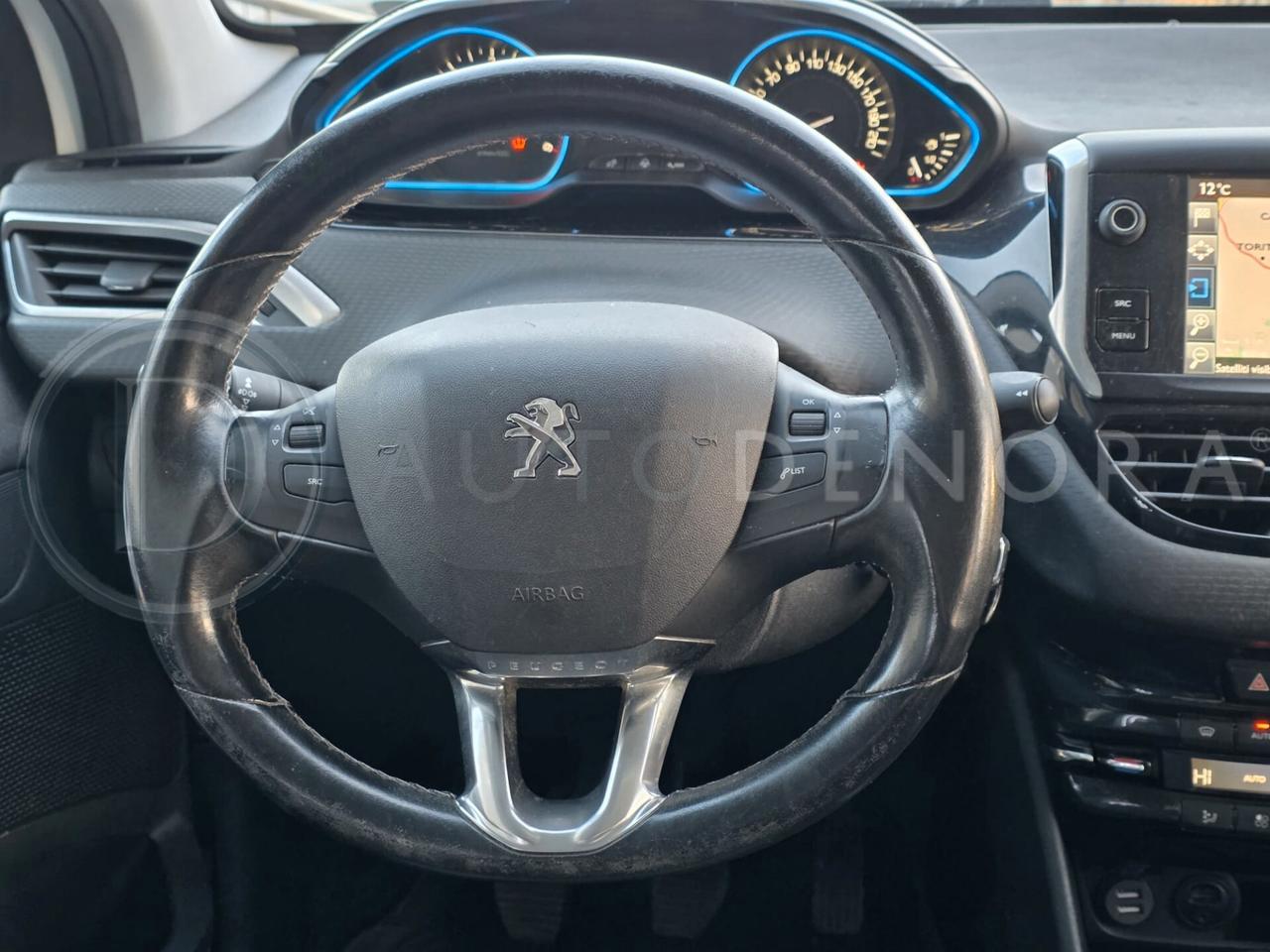 Peugeot 2008 BlueHDi 100 Allure#LED#TETTO#NAVI#CAM#PELLE