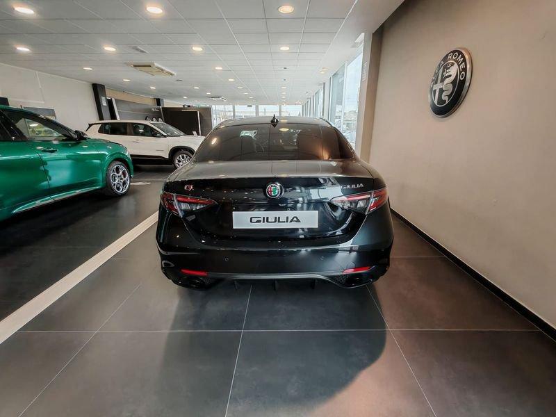 Alfa Romeo Giulia 2.2 Turbodiesel 210 CV AT8 AWD Q4 Veloce "KM ZERO"