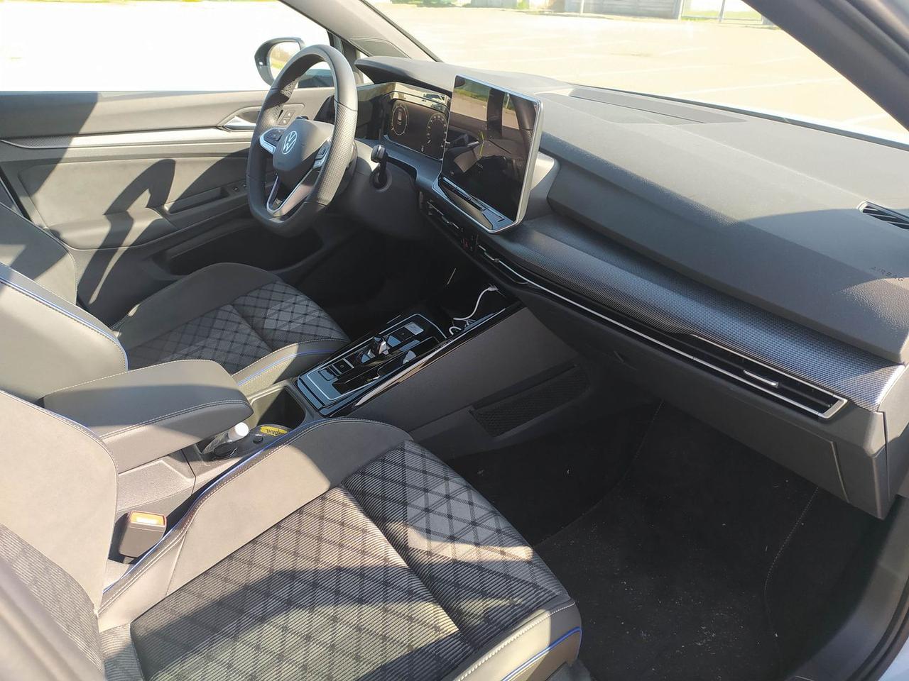 Volkswagen Golf R Line Plus 1.5 150CV eTSI M #9781