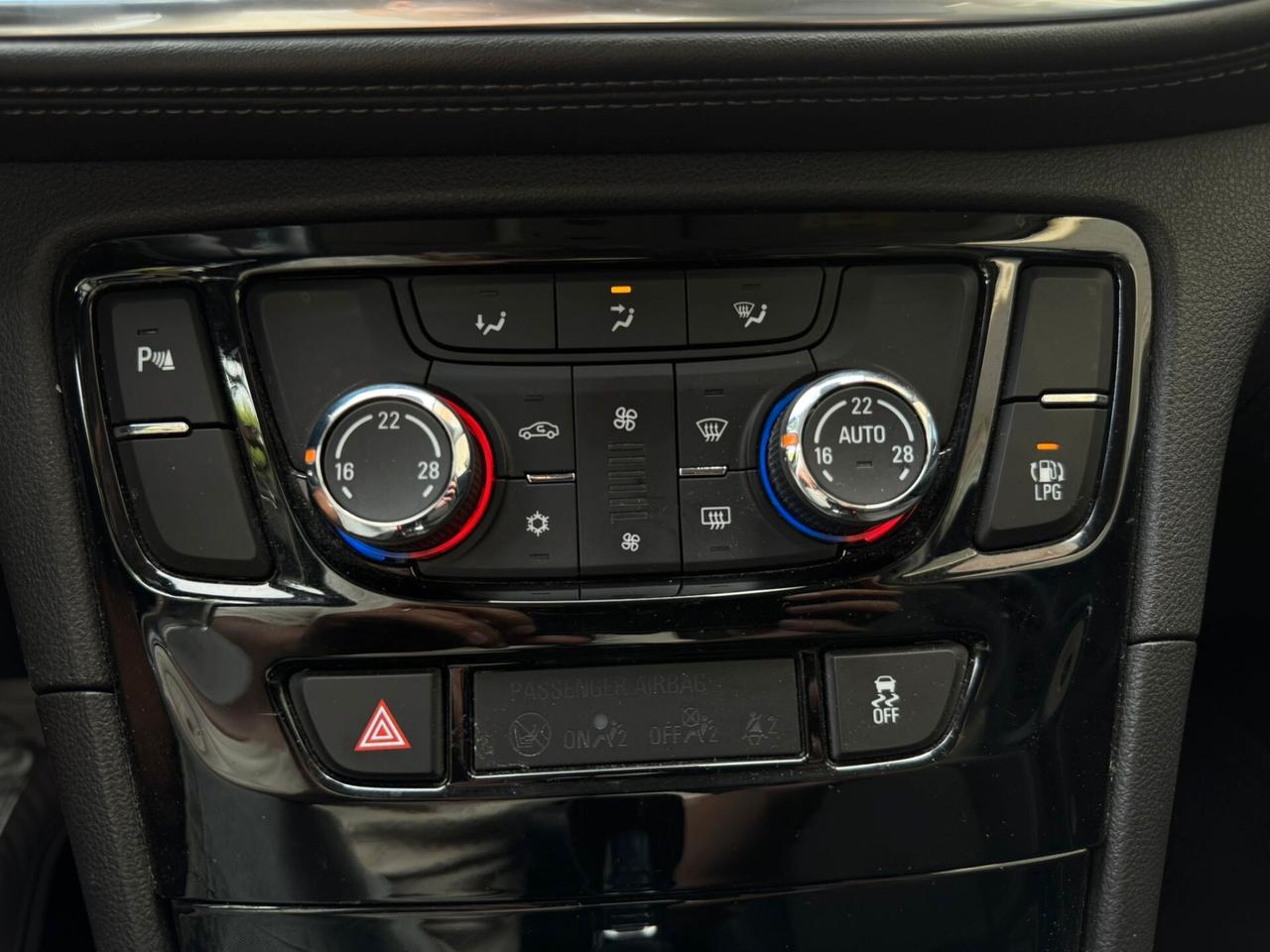 Opel Mokka X 1.4 Turbo GPL Tech 140CV 4x2