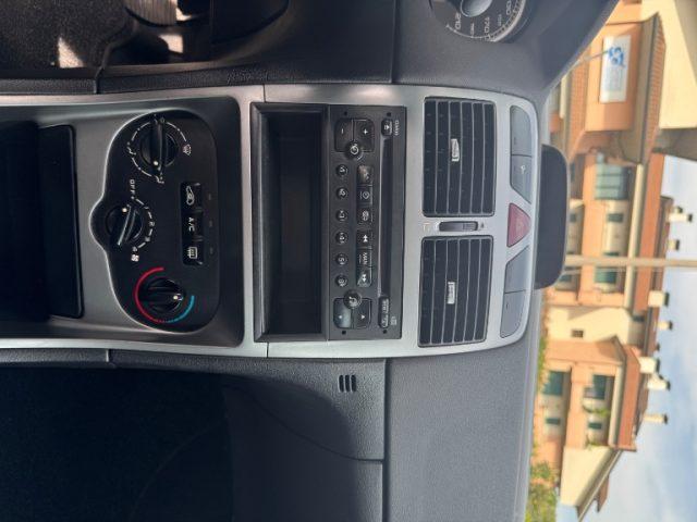 PEUGEOT 307 1.6 16V 5p. XR
