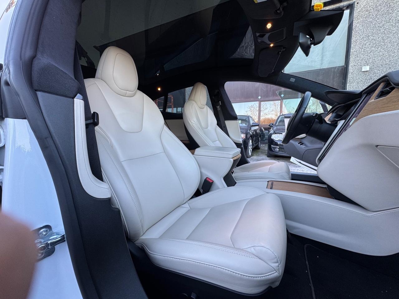 Tesla Model S 100kWh Long Range Dual Motor AWD