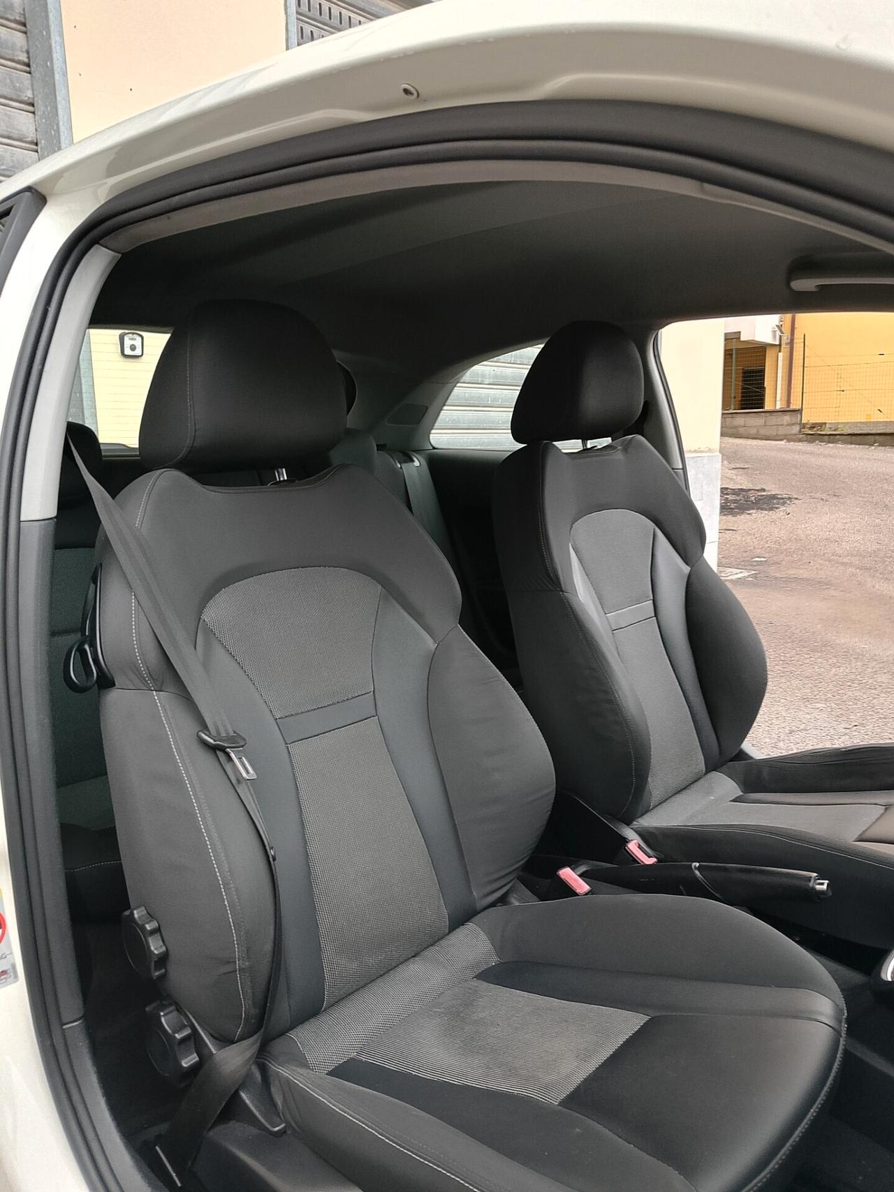 Audi A1 1.6 TDI 105 CV Attraction