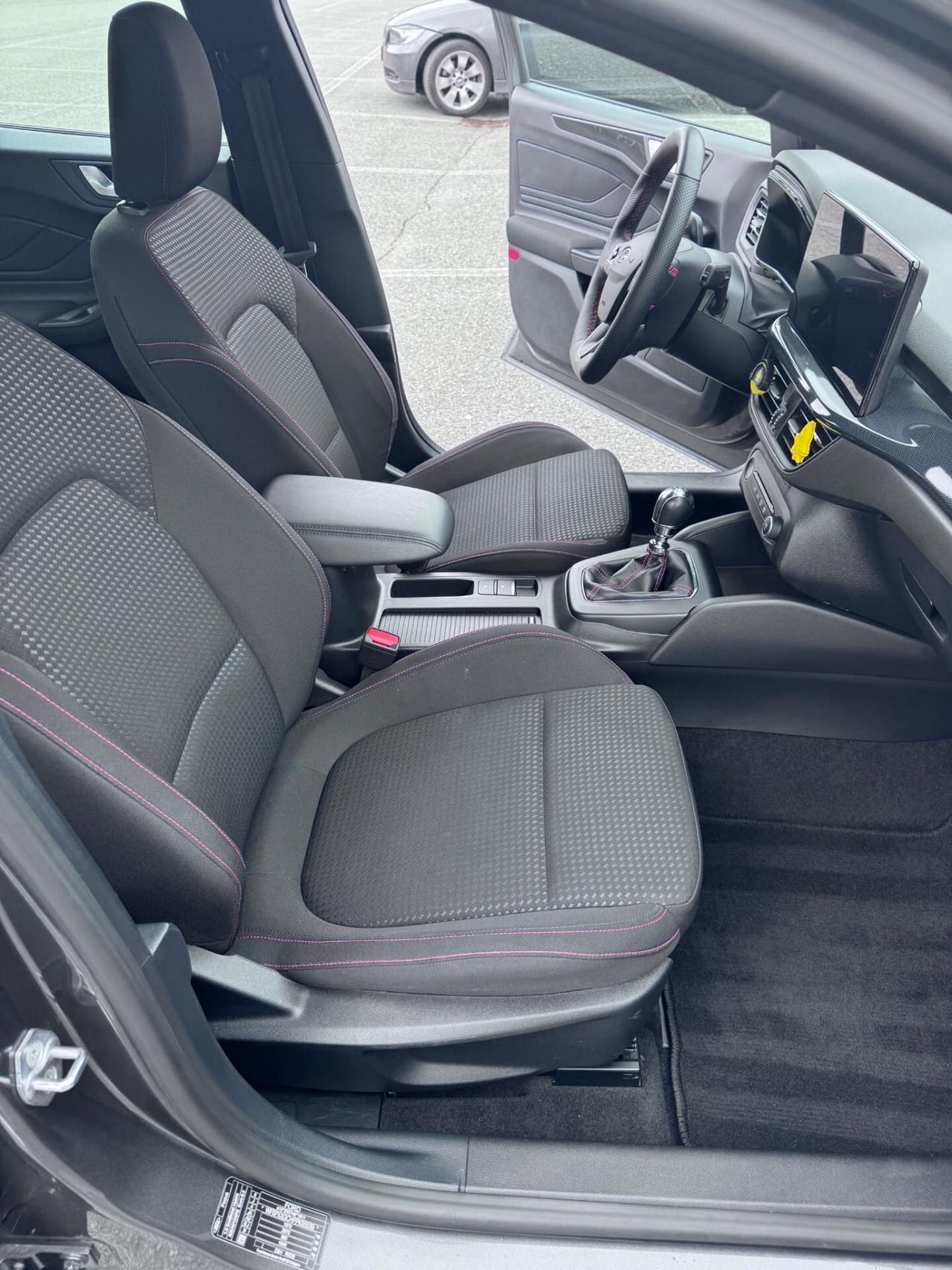 Ford Focus 1.0 Hybrid 125 CV SW ST-Line