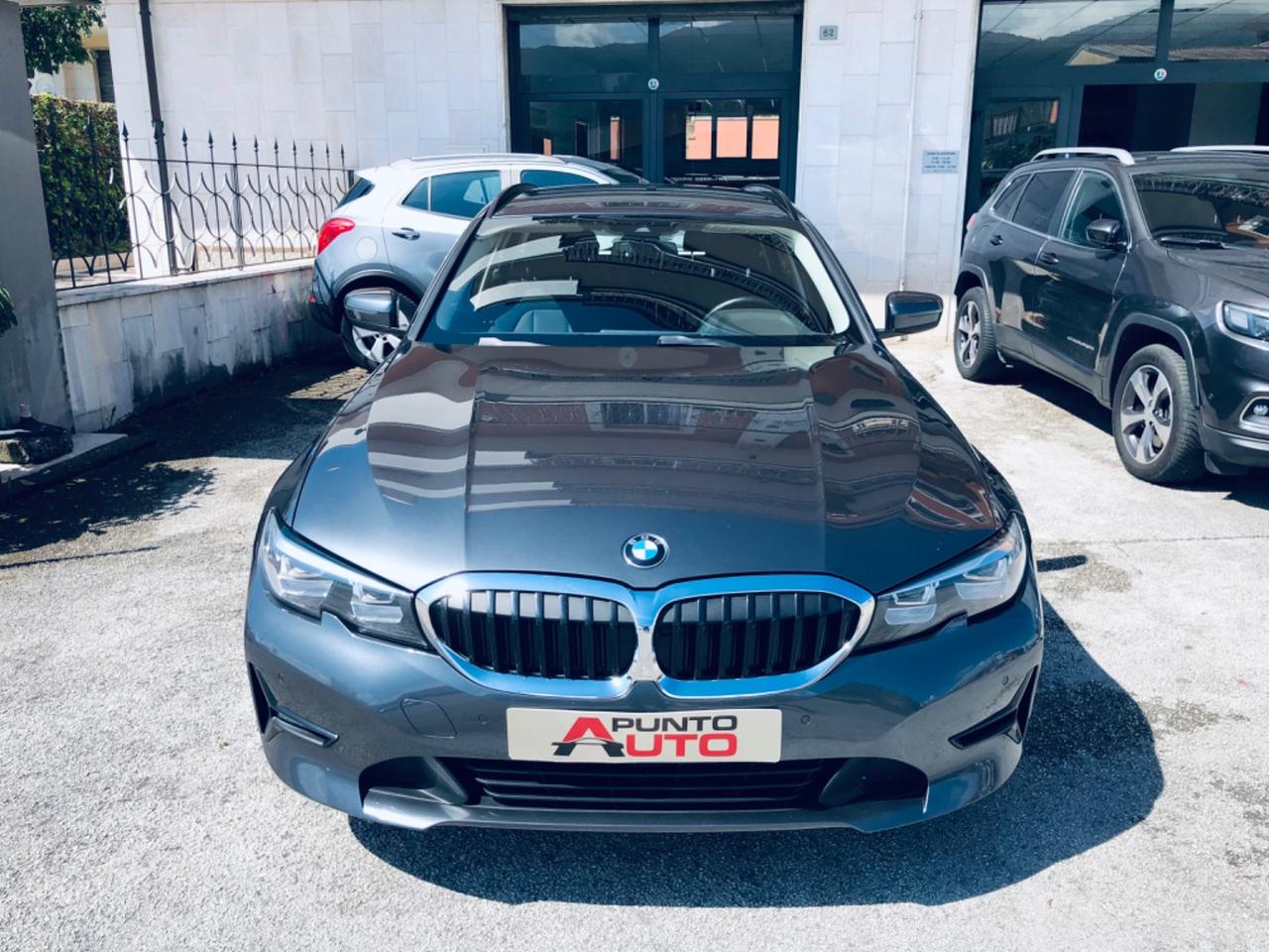 Bmw 318 d hybrid 48V Touring Lounge Business
