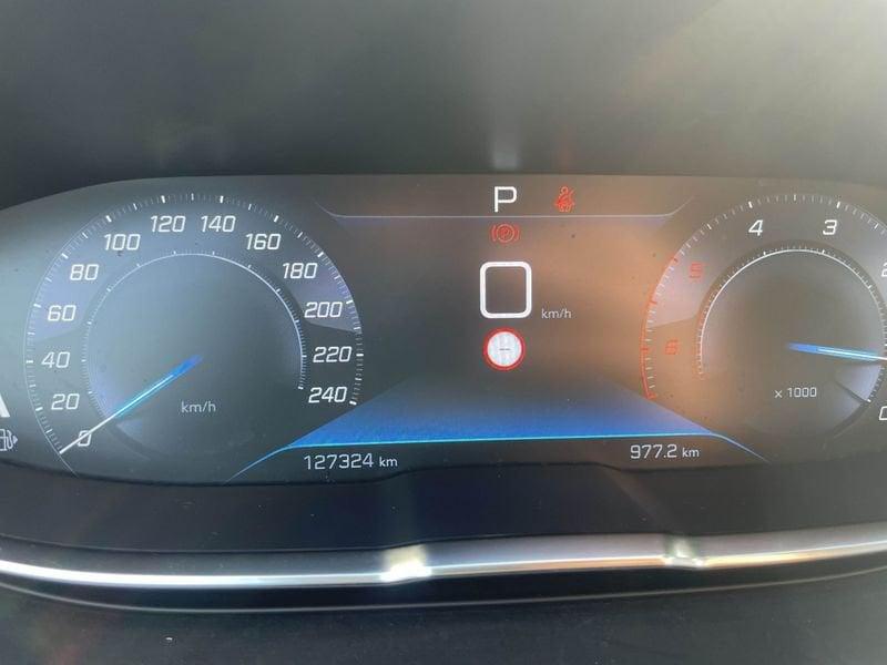 Peugeot 3008 BlueHDi 130 EAT8 S&S Allure