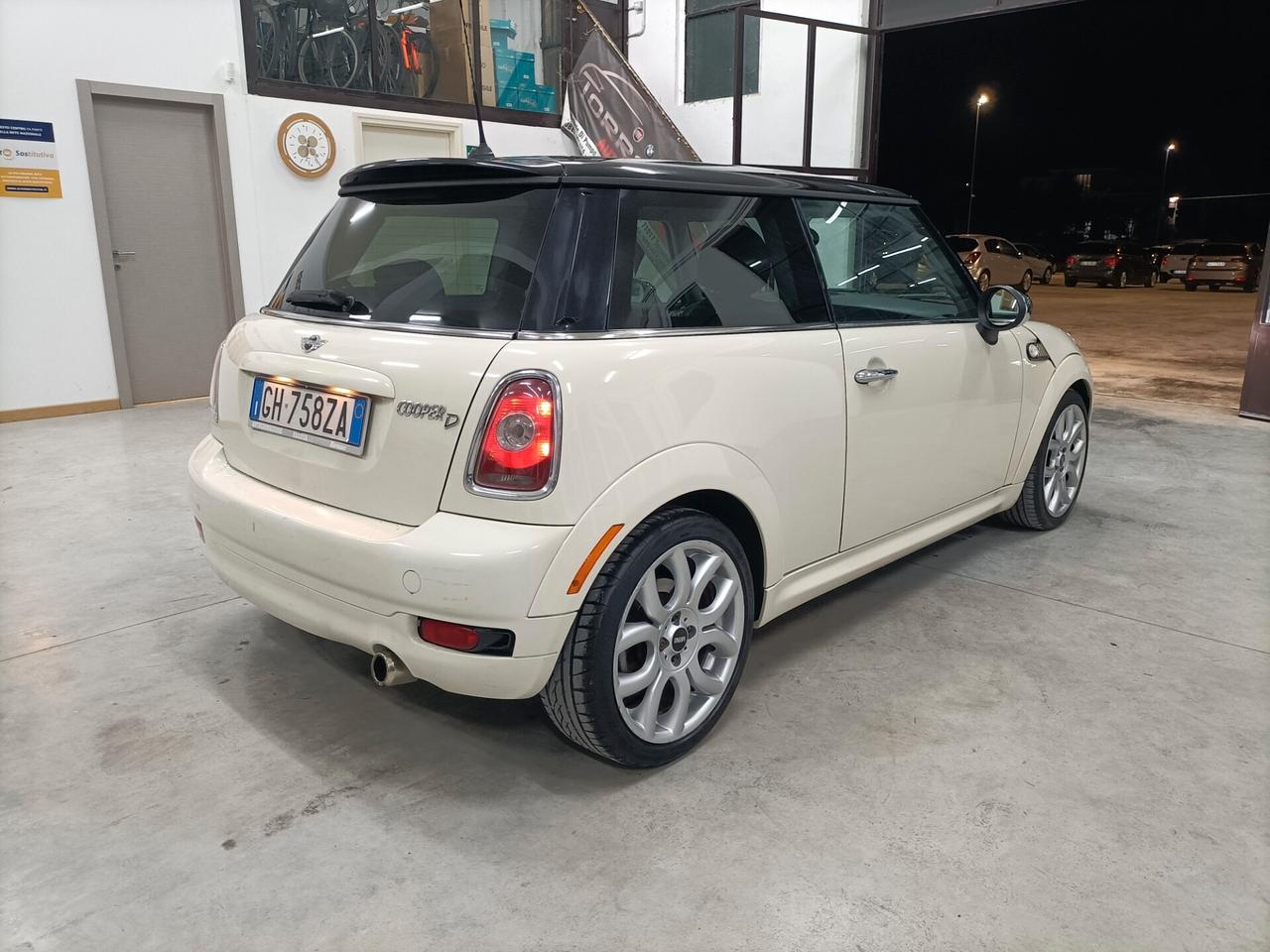 Mini 1.6 Cooper D 109 CV - 2009