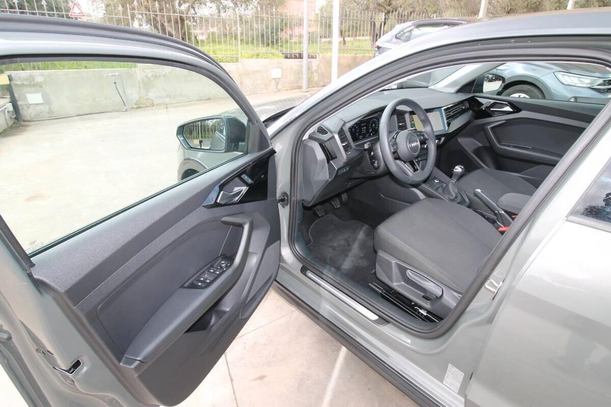 Audi A1 Allstreet 30 TFSI Identity Contrast 10.2024