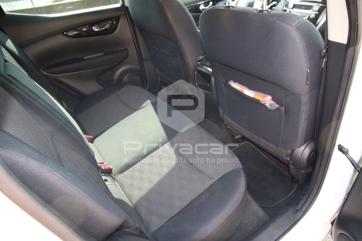 NISSAN Qashqai 1.2 DIG-T Acenta