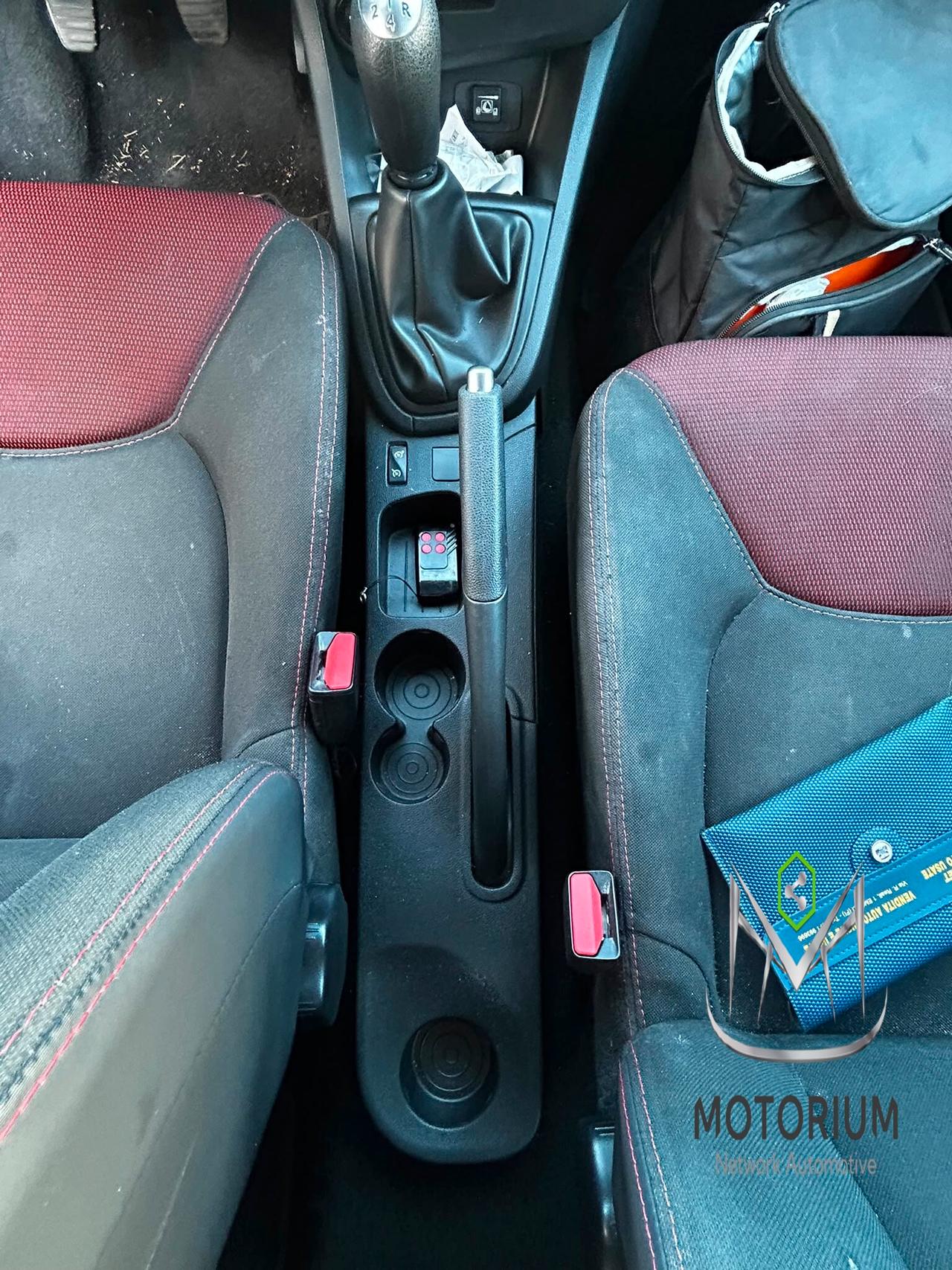 Renault Clio 5P Duel