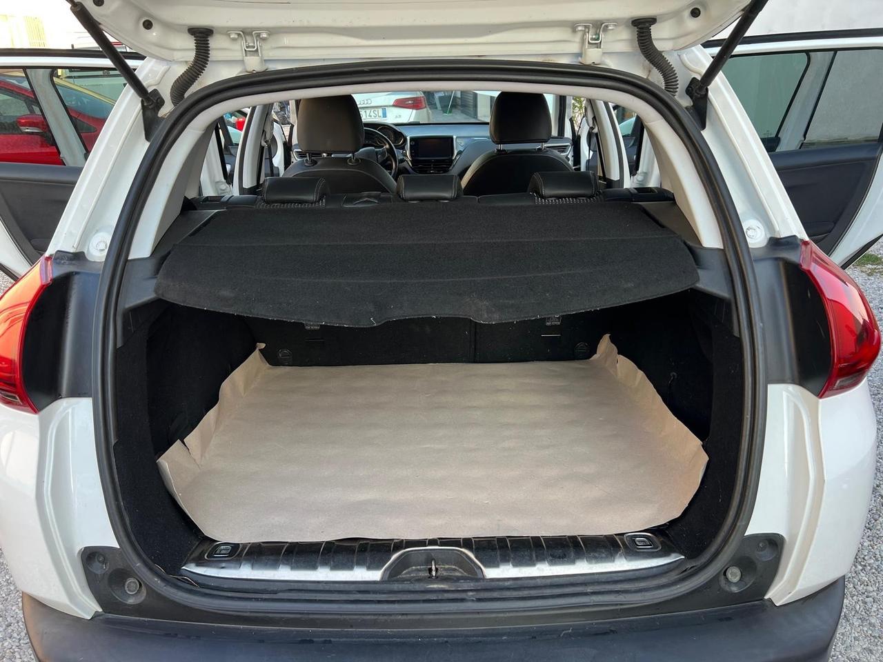 Peugeot 2008 BlueHDi 120 S&S Crossway