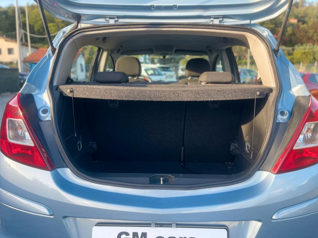 Opel Corsa 1.2 5 porte Easytronic Cosmo