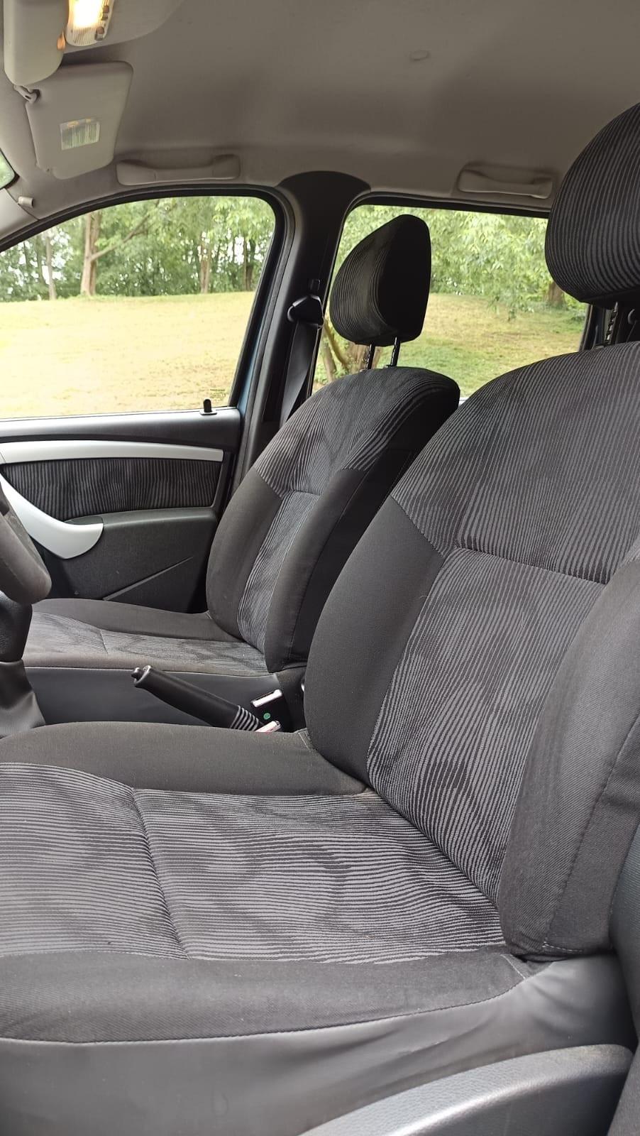 Dacia Logan MCV 1.6 90CV 7 posti Lauréate