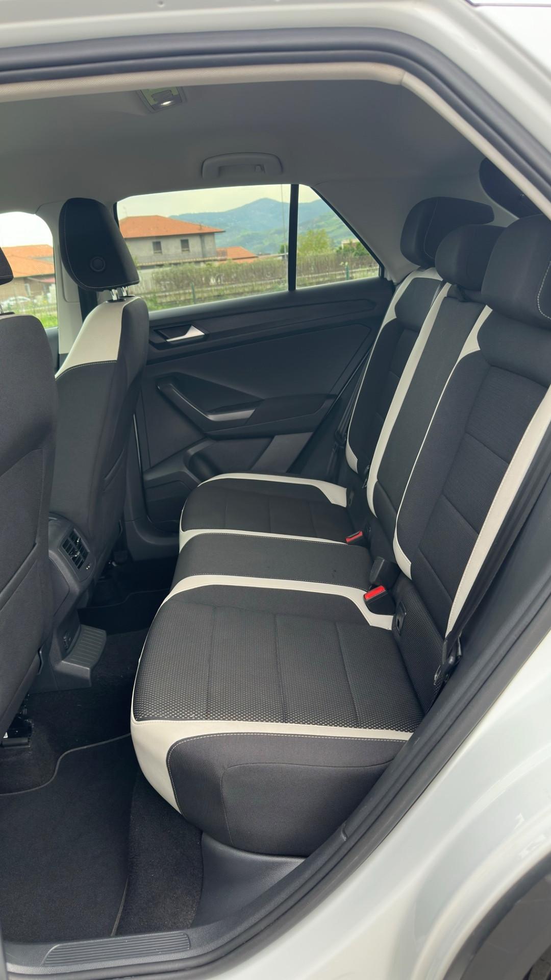 Volkswagen T-Roc 1.6 TDI SCR Advanced BlueMotion Technology