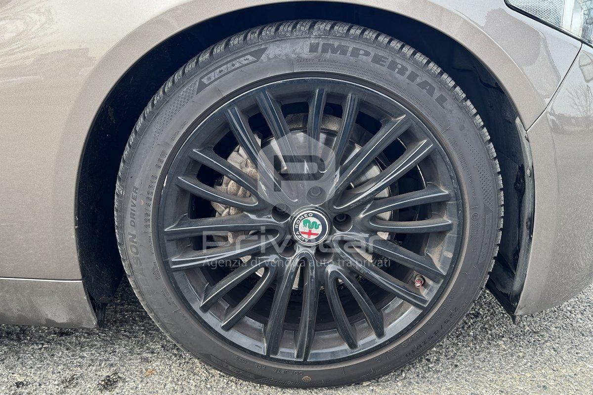 ALFA ROMEO Giulia 2.2 Turbodiesel 150 CV AT8