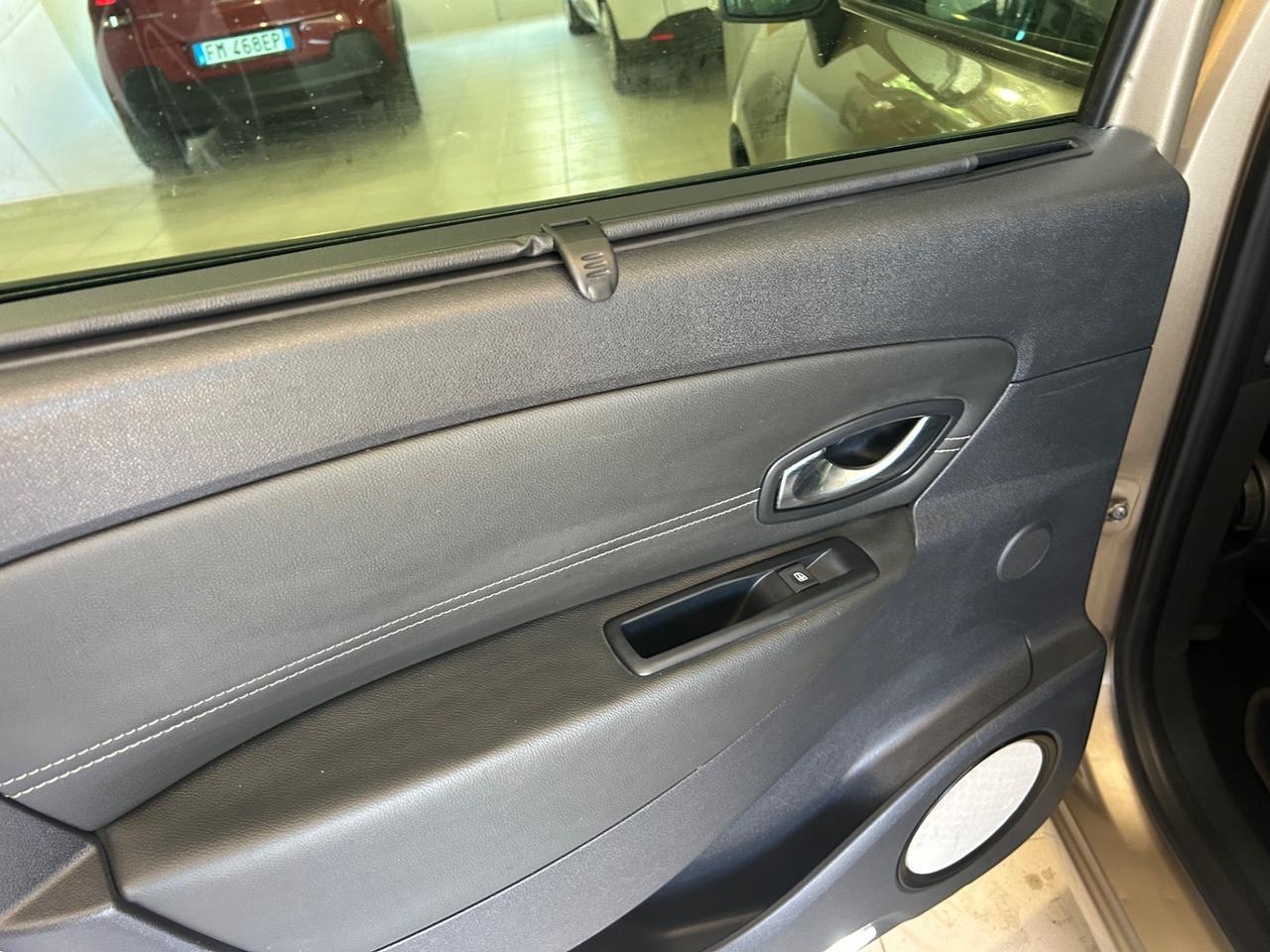 Renault Scenic Scénic 1.6 dCi 130CV Start&Stop Bose