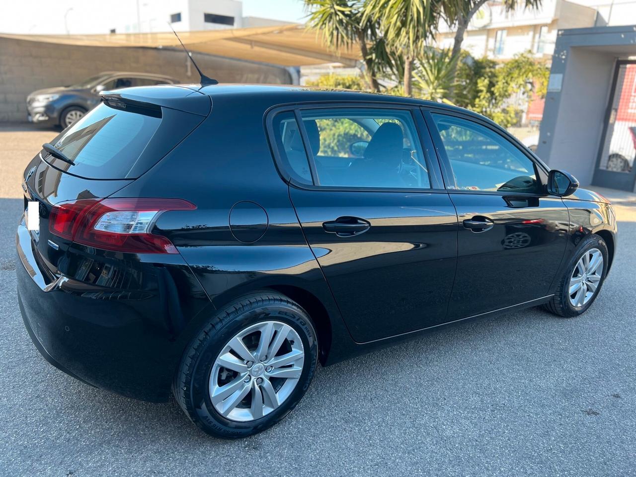 Peugeot 308 5p 1.6 bluehdi 120cv BUSINESS NAVI/PDC/TEL. PERFETTA!!