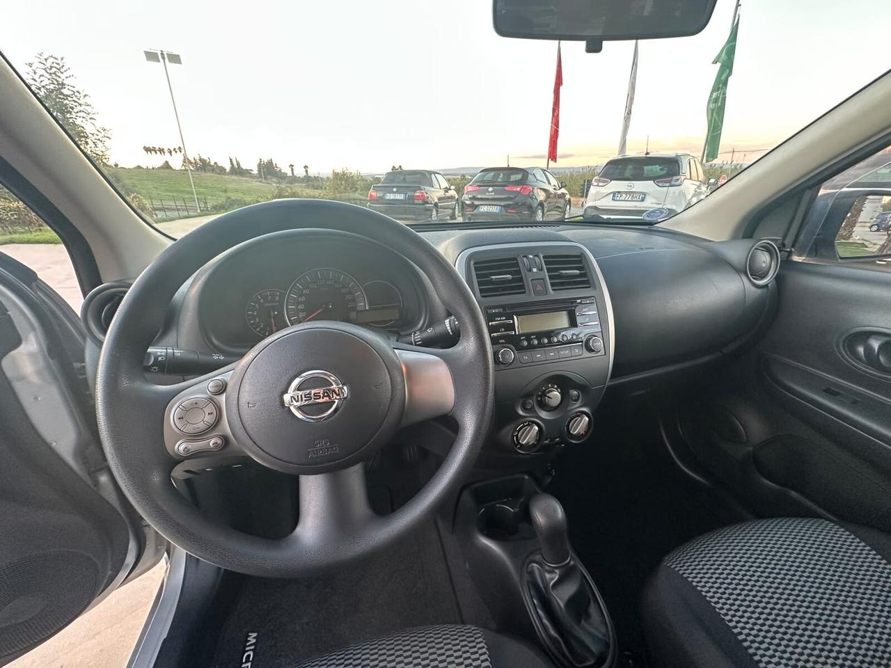 Nissan Micra 1.2 80 CV Tekna