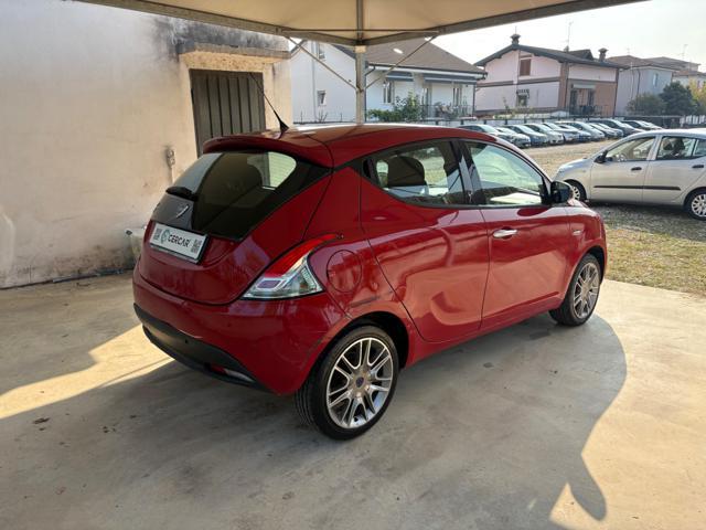 LANCIA Ypsilon 0.9 TwinAir 85 CV 5 porte S&S DFN Gold AUTOMATICA