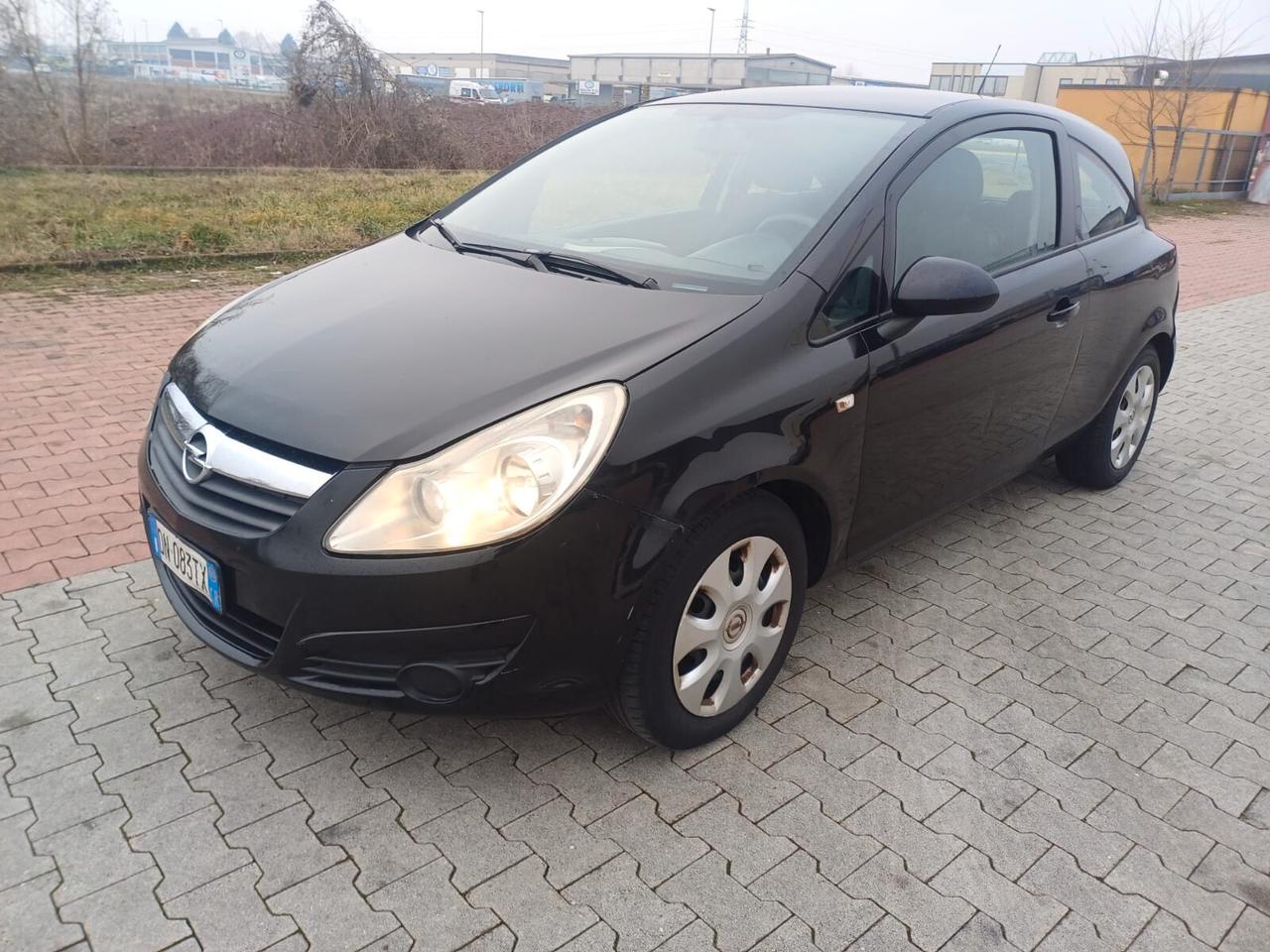 Opel Corsa 1.2 3 porte Sport