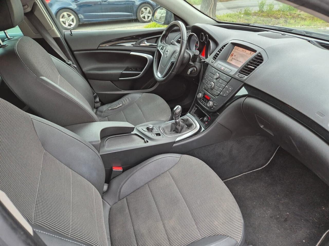 Opel Insignia 2.0 CDTI Sports Tourer Cosmo DA VETRINA