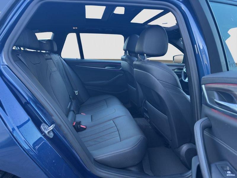 BMW Serie 5 520d Touring mhev 48V xdrive Msport auto
