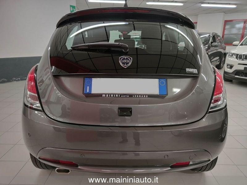 Lancia Ypsilon 1.0 70cv Hybrid 5p Platino + Car Play "SUPER PROMO"