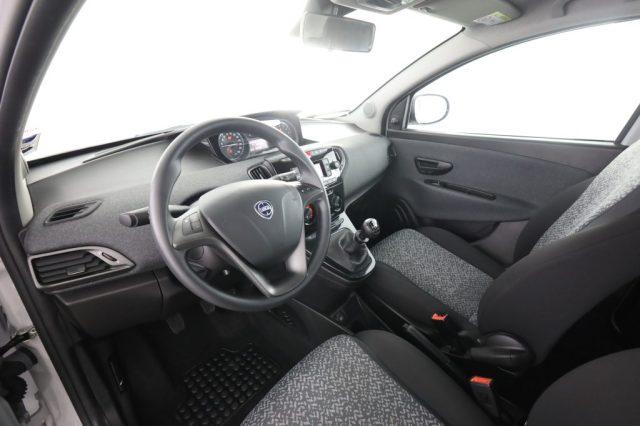 LANCIA Ypsilon Ypsilon 1.0 FireFly 70 CV Start&Stop Hybrid SILVER