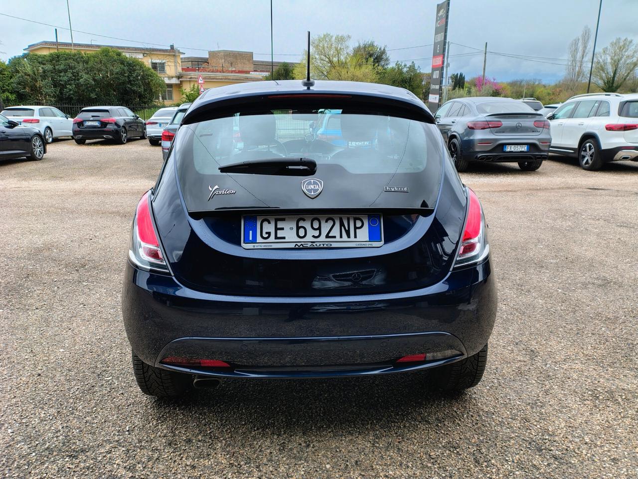 Lancia Ypsilon 1.0 FireFly 5 porte S&S Hybrid Ecochic Gold