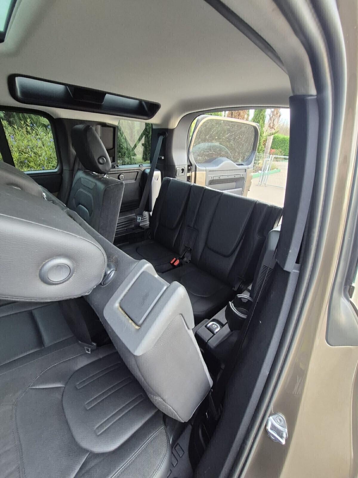 LAND ROVER DEFENDER 110 2.0 240 Cv TETTO APRIBILE 7 POSTI -8-2020