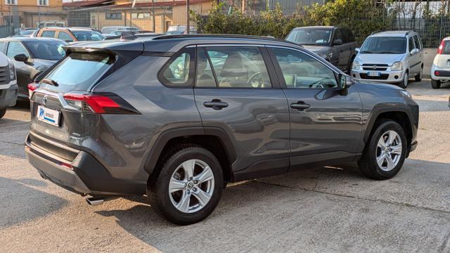 TOYOTA RAV 4 E-CVT 4WD 2.5cc 222cv AUTOM. NAVI CAMERA POST.