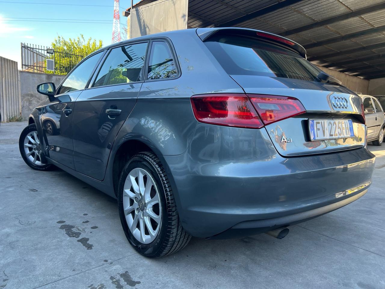 Audi A3 SPB 1.6 TDI Ambiente