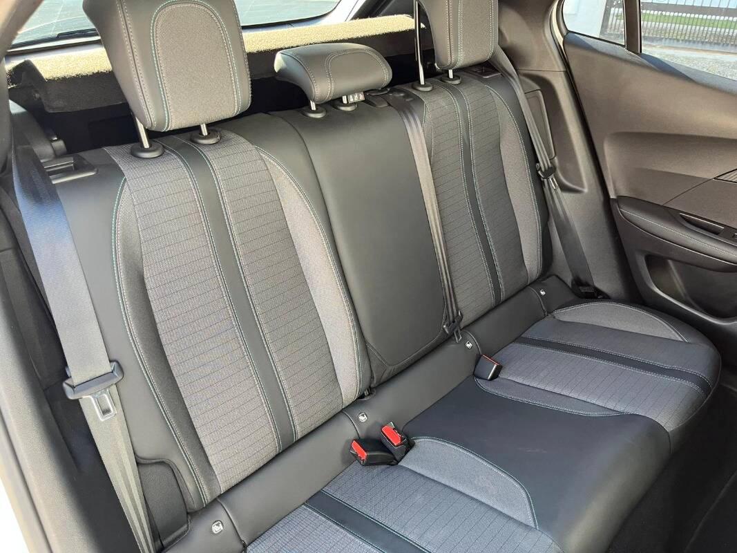 Peugeot e-2008 E- GT Pack 100kW