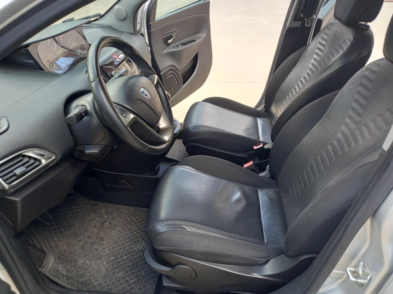 Lancia Ypsilon 1.3 MJT 16V 95 CV 5 porte S&S Platinum