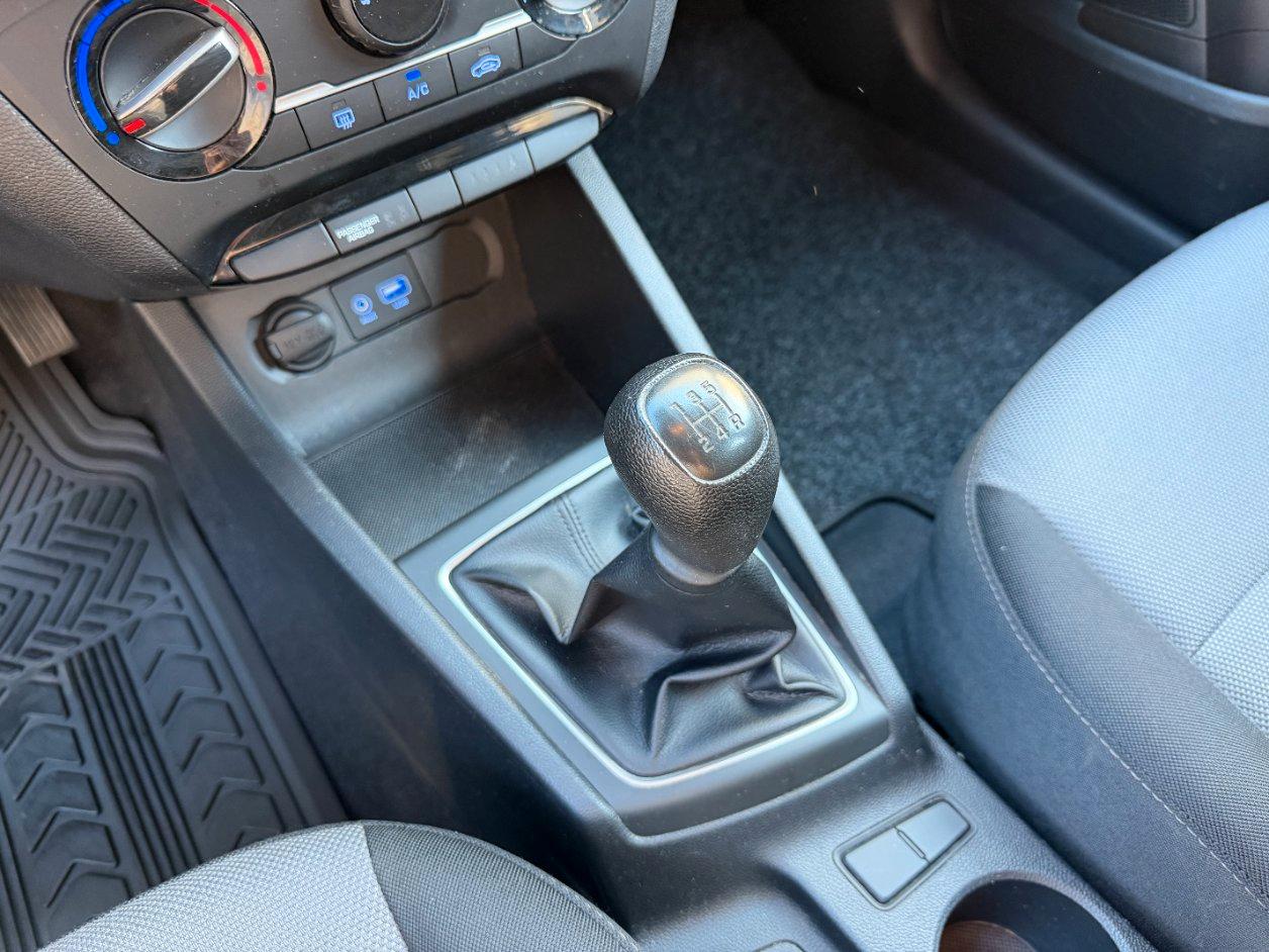 Hyundai i20 5 Porte i20 5p 1.2 Classic 75cv GANCIO TRAINO !!!!