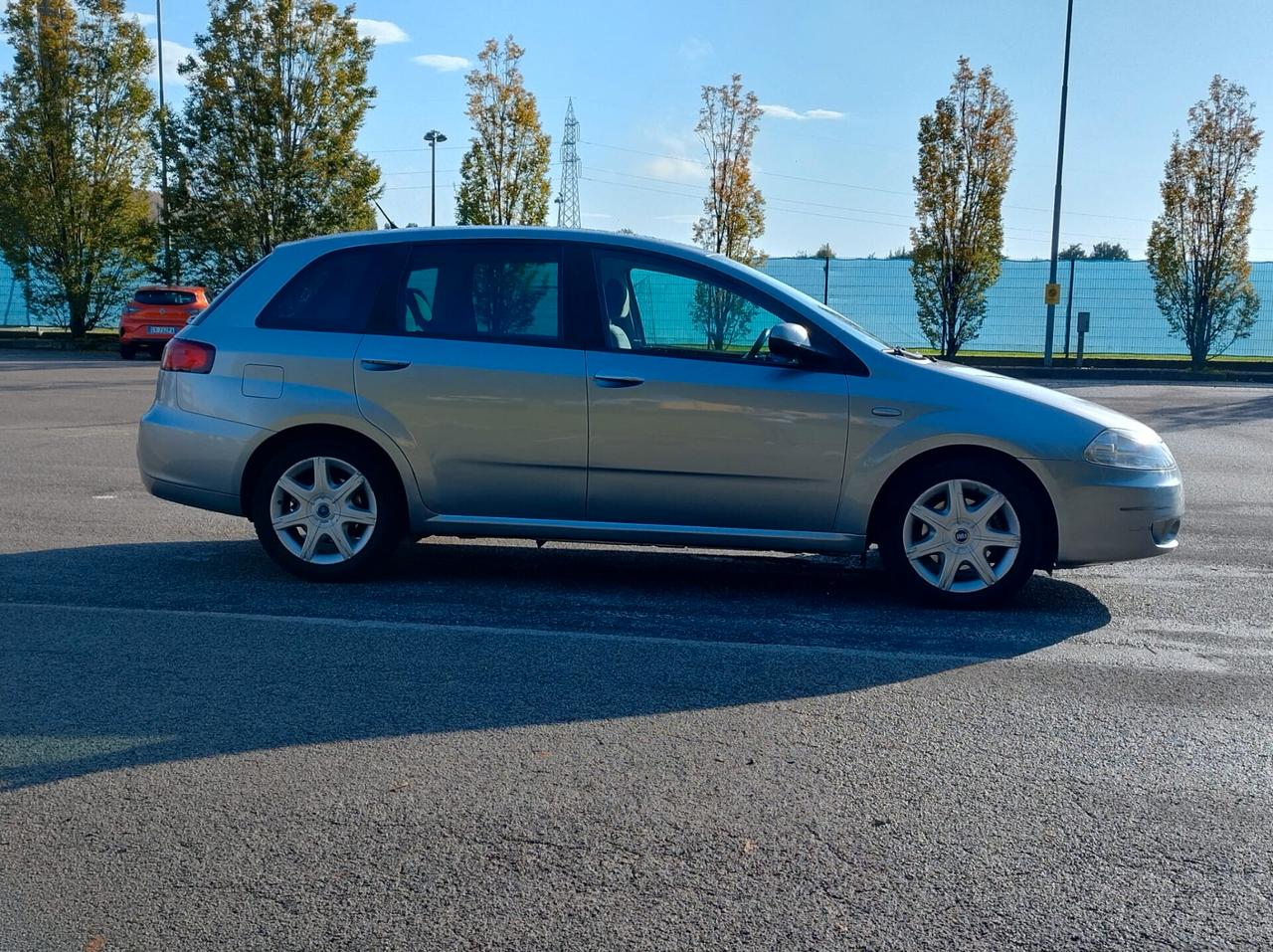 Fiat Croma 1.9 jtd 150cv GANCIO TRAINO